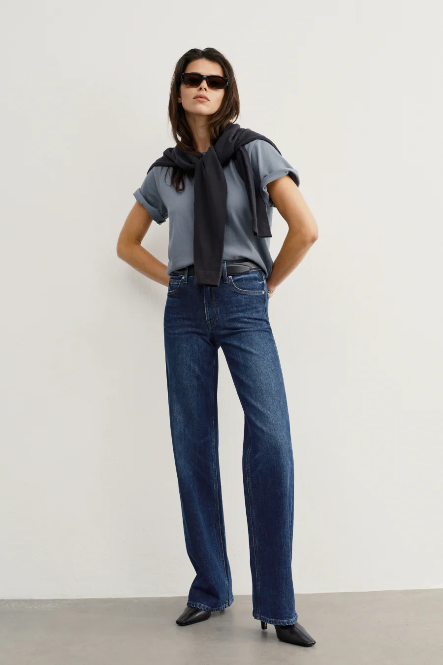 The Practice Tee - Image 77
